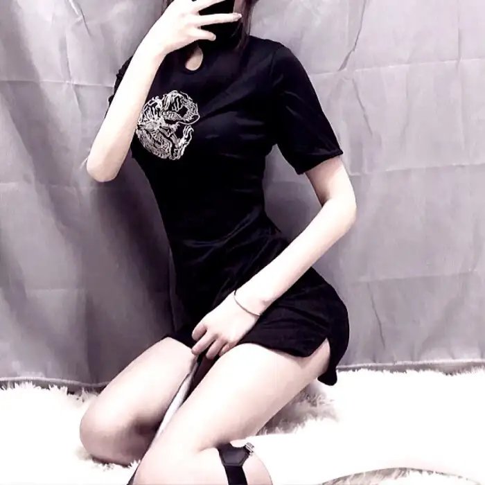 红墙绿瓦